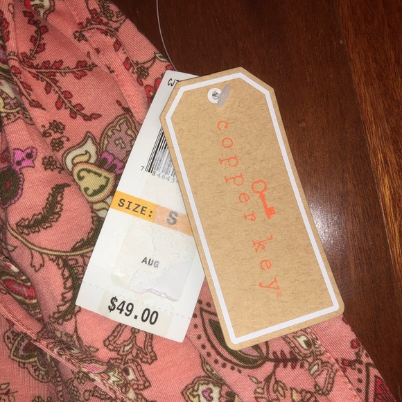 Juniors Copper Key Floral Wrap Cold Shoulder Dress - Picture 6 of 8